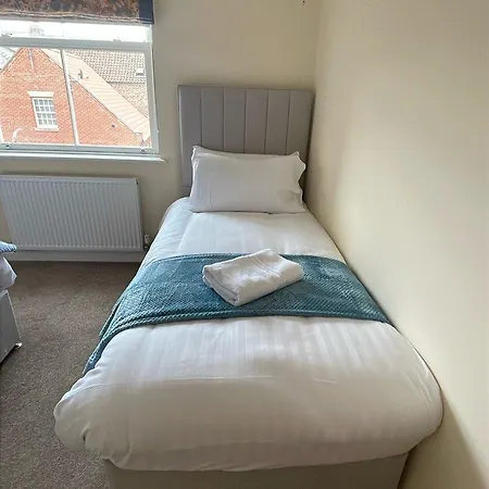 Grand View Apartment Scarborough